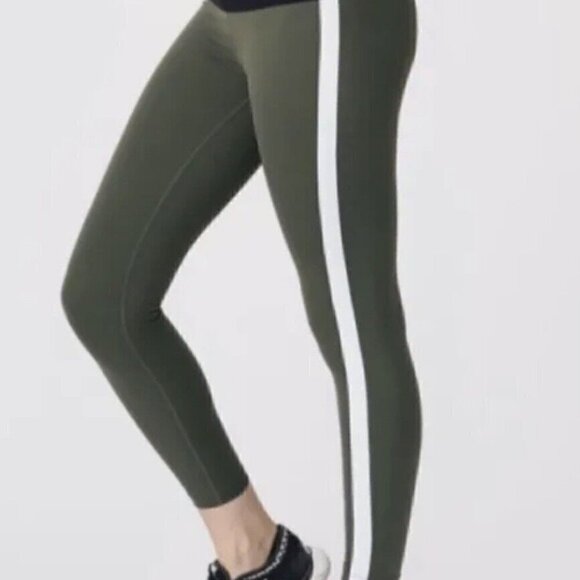 ZYIA Pants - Zyia Active Forest Night Stripe Luxe High Rise 8-10 Green and White Leggings